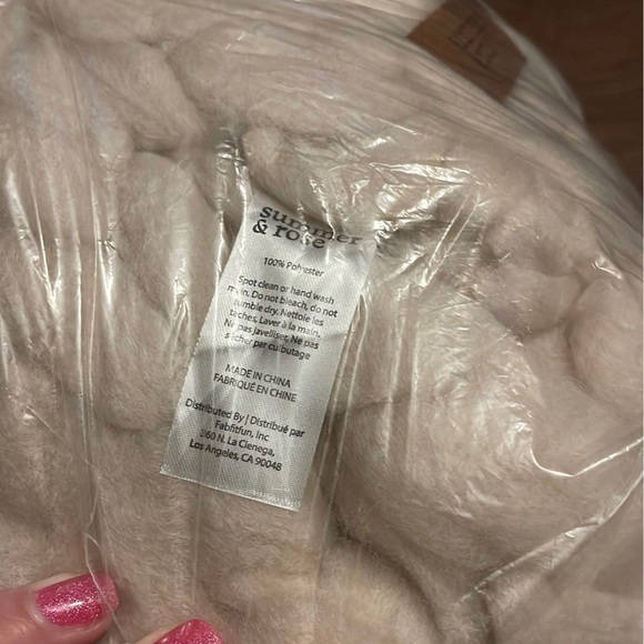 Summer and Rose blanket NEW - Picture 5 of 8